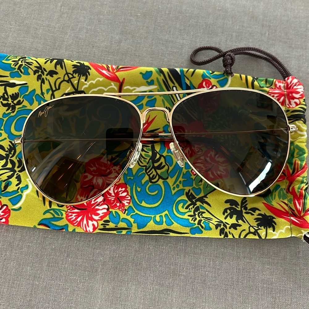 Maui Jim brown aviator sunglasses